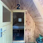 Glamping - Domacija Lampercek 캠프장 벨레니에