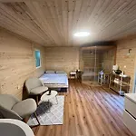 Glamping - Domacija Lampercek * 벨레니에