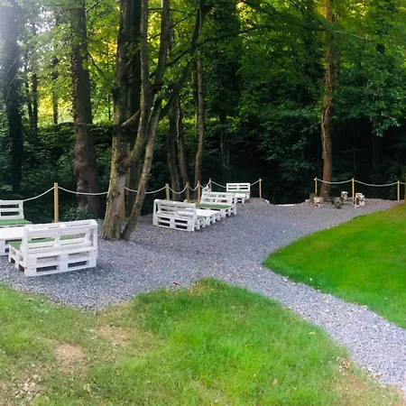 Glamping - Domacija Lampercek Campeggio