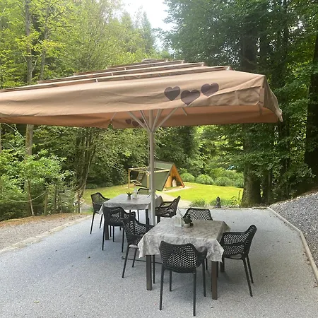 Glamping - Domacija Lampercek 벨레니에